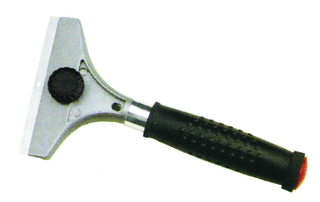 Cleaning scraper with rubber/aluminium hand