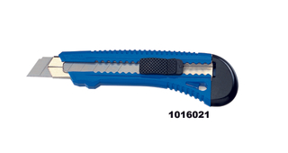 Plastic cutters