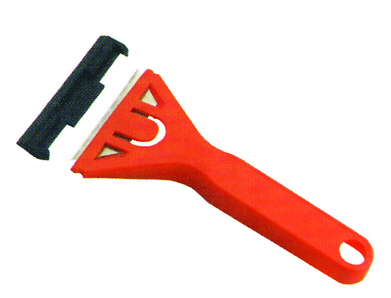 Cleaning scraper with plastic handle