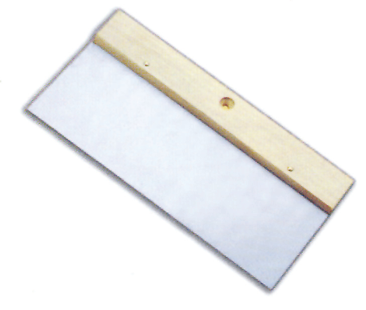 Spatula with wooden handle and hanging hole