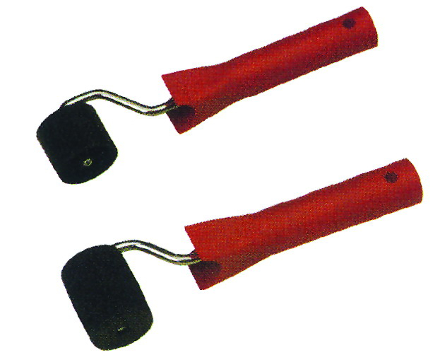Plastic wallpaper rollers with frame